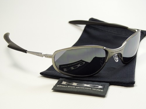Oakley wire brushed thick - brushed,